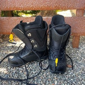 Burton Snowboarding boots